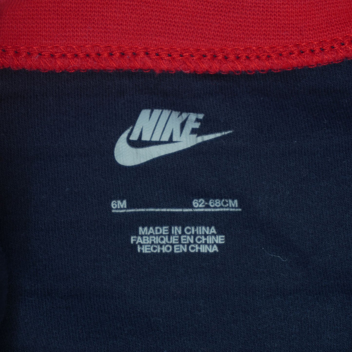 Pijama Nike para bebé en azul, rojo y blanco para niño de 6 meses