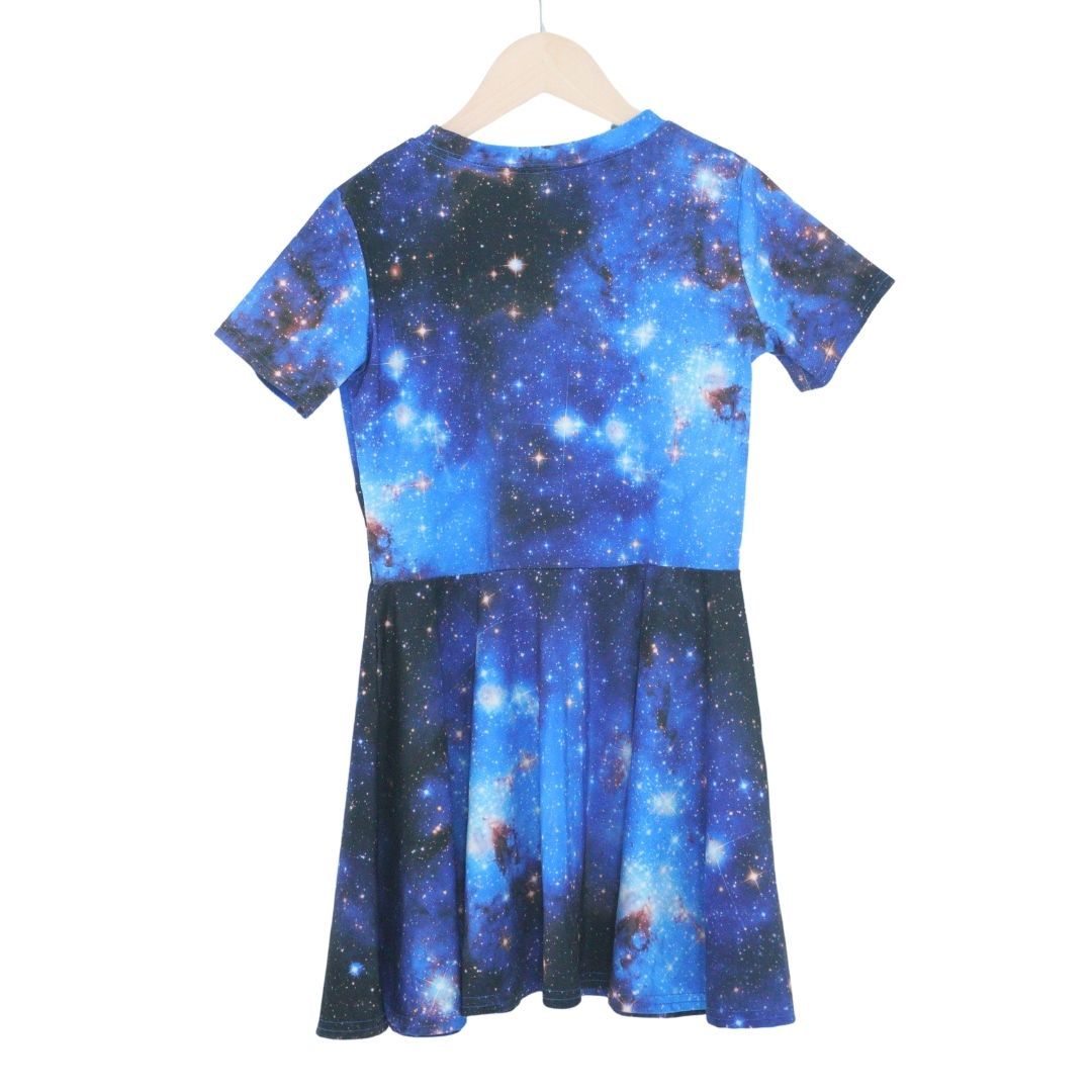 Vestido de niña del espacio profundo, 8/10