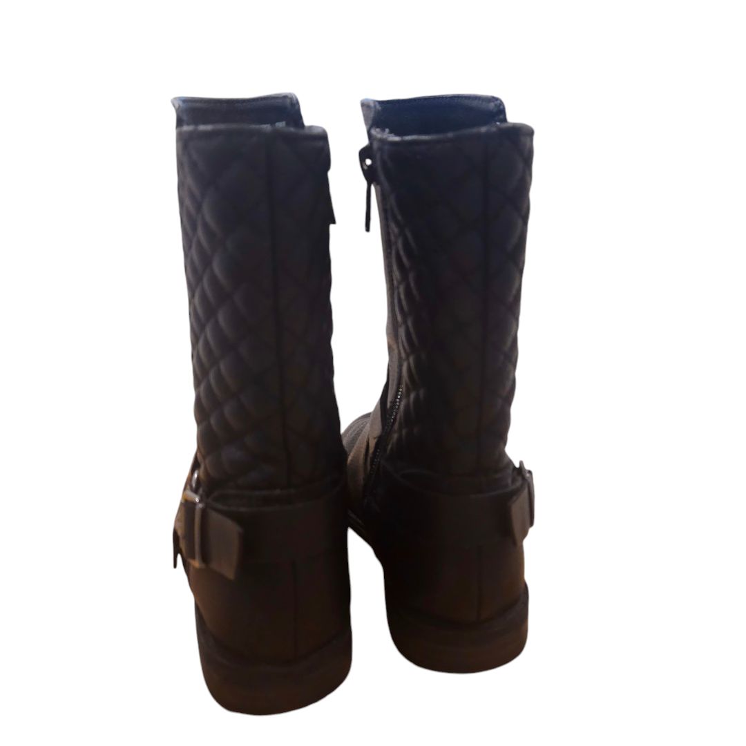 Wonder Nation - Botas negras, 11