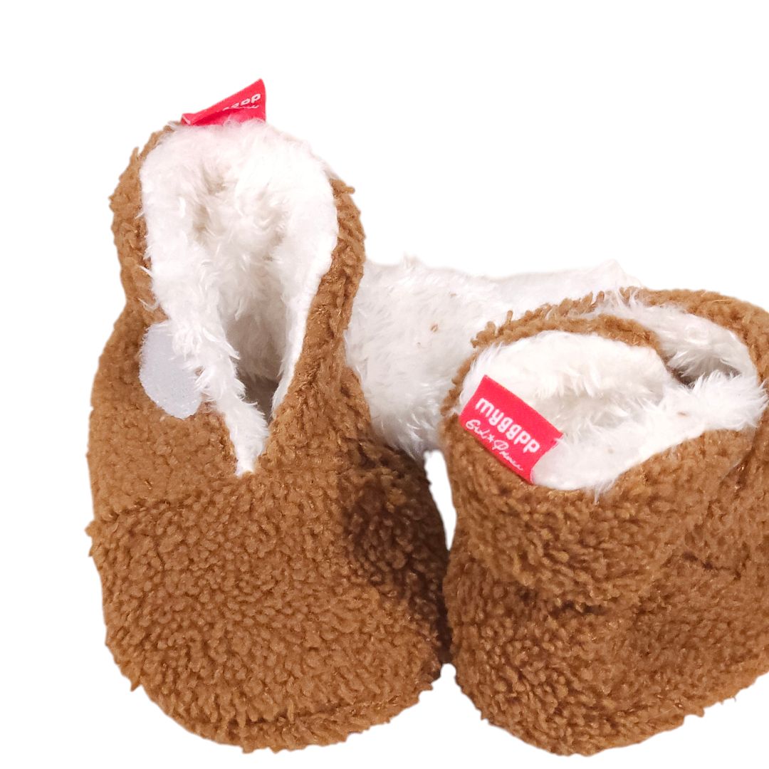 Brown Unisex Cozy Fleece Slippers Booties - 12-18 m